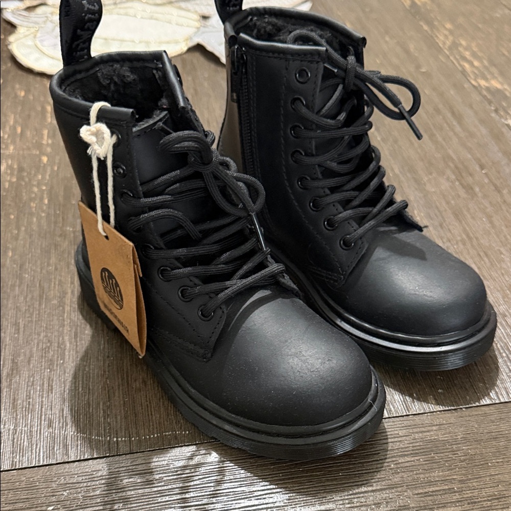 Kids Dr Martens